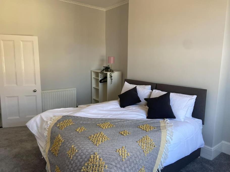 Large Boutique Self Catering Southsea Holiday Flat Portsmouth Dış mekan fotoğraf